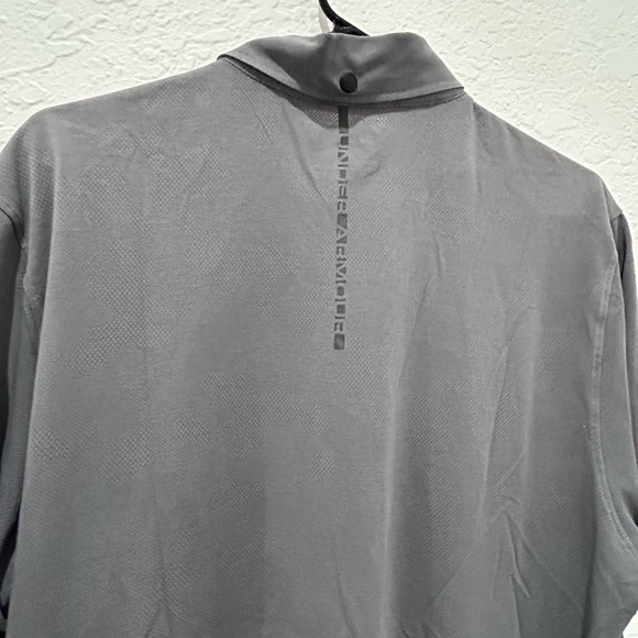 UNDER ARMOUR • Grey Men Short Sleeve Polo • L - Picture 4 of 5